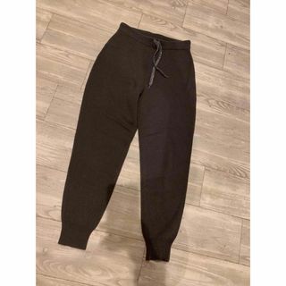BRUNELLO CUCINELLI(カジュアルパンツ)のフリマアイテム一覧 BRUNELLO CUCINELLI(カジュアルパンツ)のフリマアイテム一覧