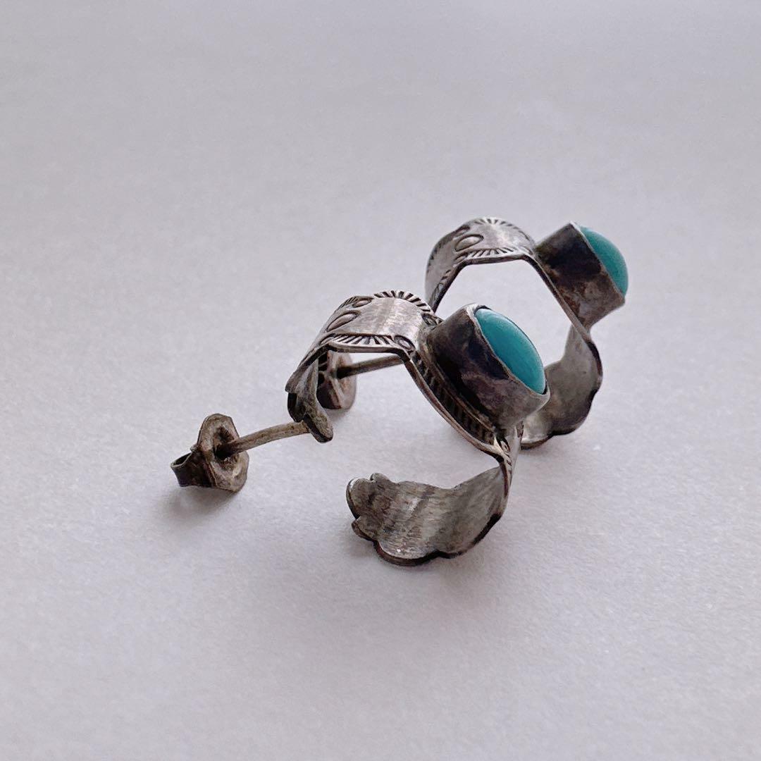ヴィンテージ ナバホ ターコイズ ピアス 【J870】 ヴィンテージ ナバホ ターコイズ ピアス 【J870】