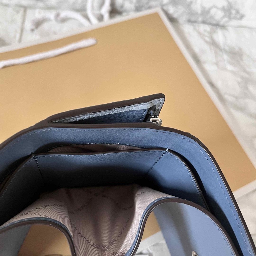 MICHAEL KORS - マイケルコース☆新品☆レザー 三つ折り財布 MICHAEL KORS - マイケルコース☆新品☆レザー 三つ折り財布