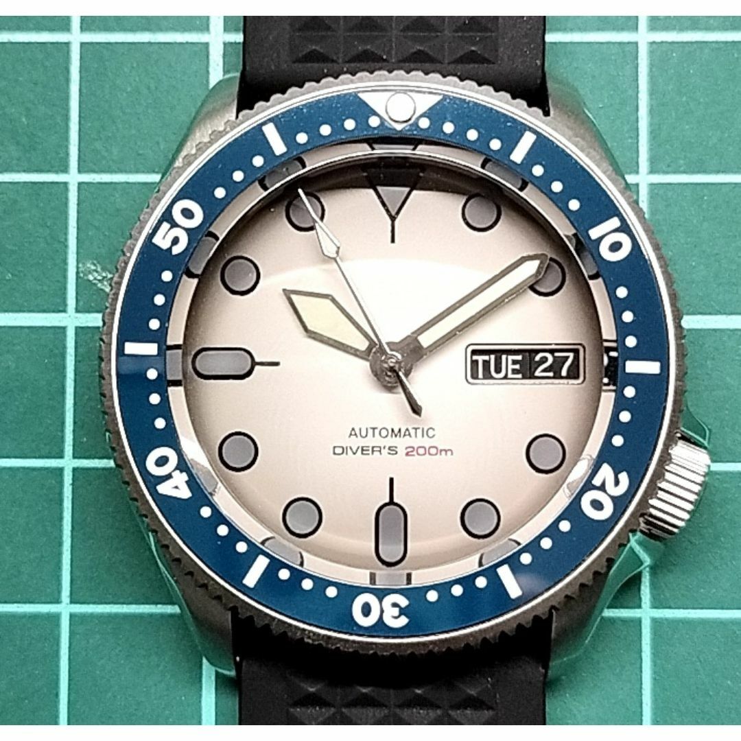 カスタム腕時計 未使用 Mod NH36 自動巻き ノーロゴ skx 【014】 カスタム腕時計 未使用 Mod NH36 自動巻き ノーロゴ skx 【014】