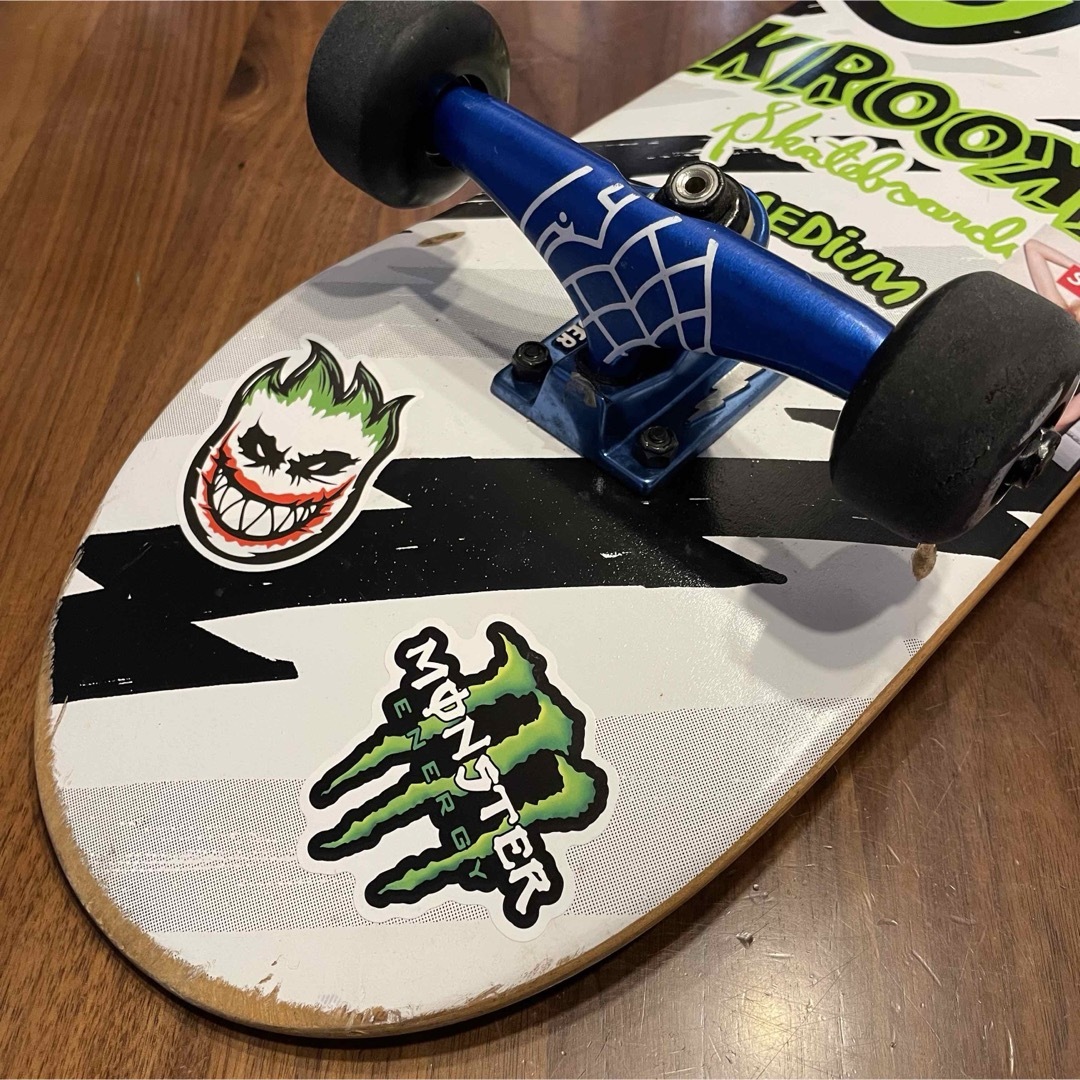 KROOKED - クルキッド スケートボード コンプリート スケボー KROOKED - クルキッド スケートボード コンプリート スケボー