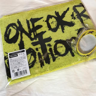 ワンオクロック(ONE OK ROCK)のONE OK ROCK ambitions タオル ラババン(ミュージシャン)