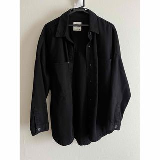 ZARA(Gジャン/デニムジャケット ・ ブラック/黒色系)のフリマ ZARA(Gジャン/デニムジャケット ・ ブラック/黒色系)のフリマ
