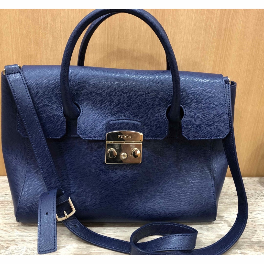 フルラ FURLA メトロポリスサッチェルバッグ 2WAY バッグ フルラ FURLA メトロポリスサッチェルバッグ 2WAY バッグ