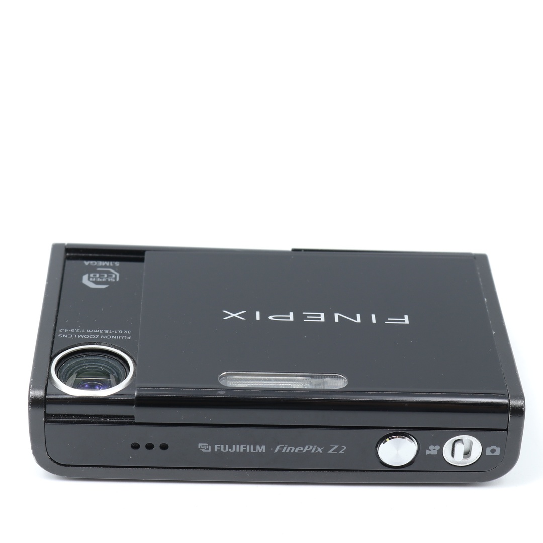 良品】FUJIFILM FinePix Z2 ブラック 500万画素の通販 by SOREA 良品】FUJIFILM FinePix Z2 ブラック 500万画素の通販 by SOREA