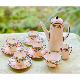 Royal Doulton(食器)のフリマアイテム一覧 Royal Doulton(食器)のフリマアイテム一覧