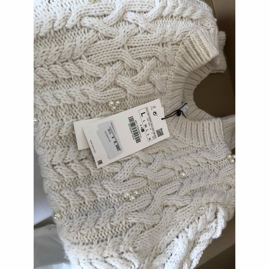 ZARA - ZARA フェイクパールケーブルニット セーター 新品 の ZARA - ZARA フェイクパールケーブルニット セーター 新品 の