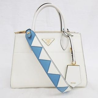 PRADA(ハンドバッグ ・ ホワイト/白色系)のフリマアイテム一覧 PRADA(ハンドバッグ ・ ホワイト/白色系)のフリマアイテム一覧
