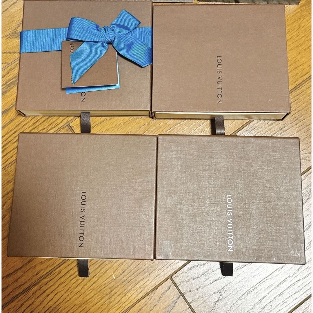 LOUIS VUITTON - LOUIS VUITTON ルイヴィトン箱 紙袋おまとめの LOUIS VUITTON - LOUIS VUITTON ルイヴィトン箱 紙袋おまとめの