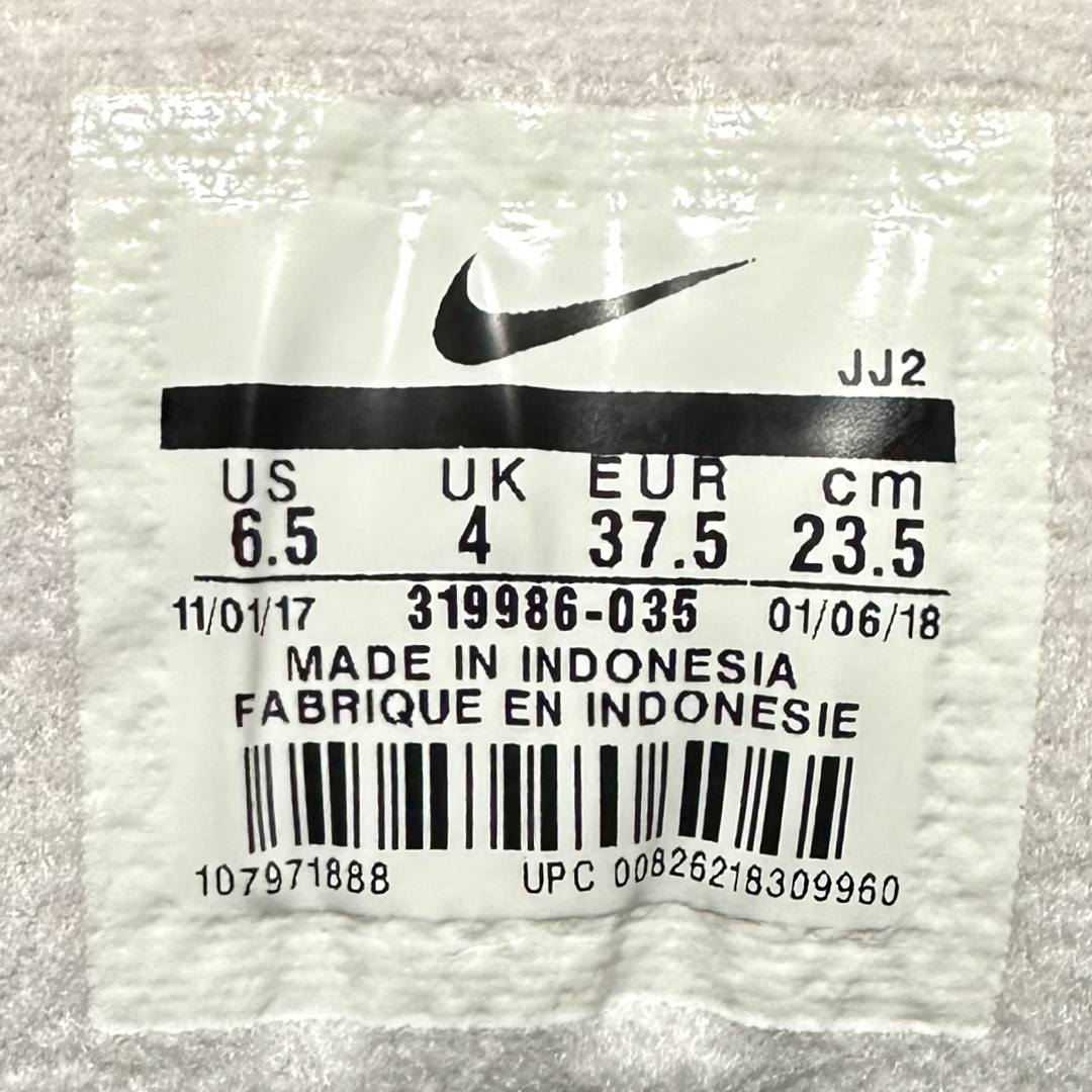 NIKE - ナイキ【NIKE】エアマックス1 ※2018年製レアカラーの通販 NIKE - ナイキ【NIKE】エアマックス1 ※2018年製レアカラーの通販