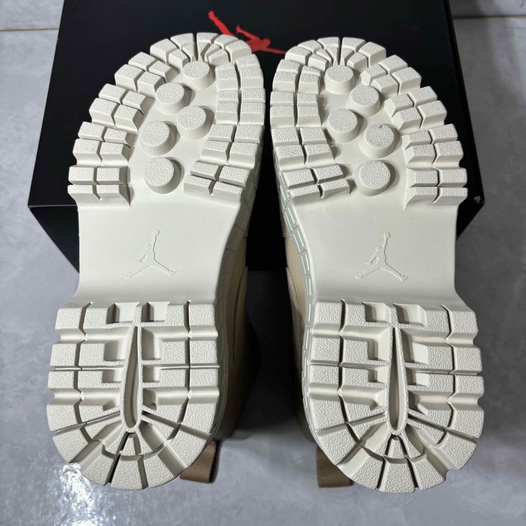 NIKE - ナイキ ウィメンズ エアジョーダン1 ブルックリン NIKE - ナイキ ウィメンズ エアジョーダン1 ブルックリン