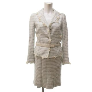 CHANEL(スーツ ・ ホワイト/白色系)のフリマアイテム一覧 CHANEL(スーツ ・ ホワイト/白色系)のフリマアイテム一覧