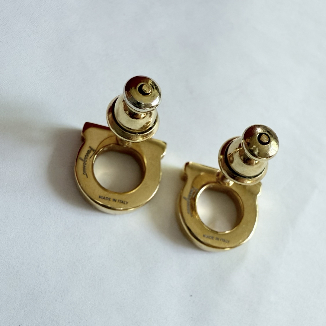 フェラガモ ピアス〜値下げ中〜 フェラガモ ピアス〜値下げ中〜