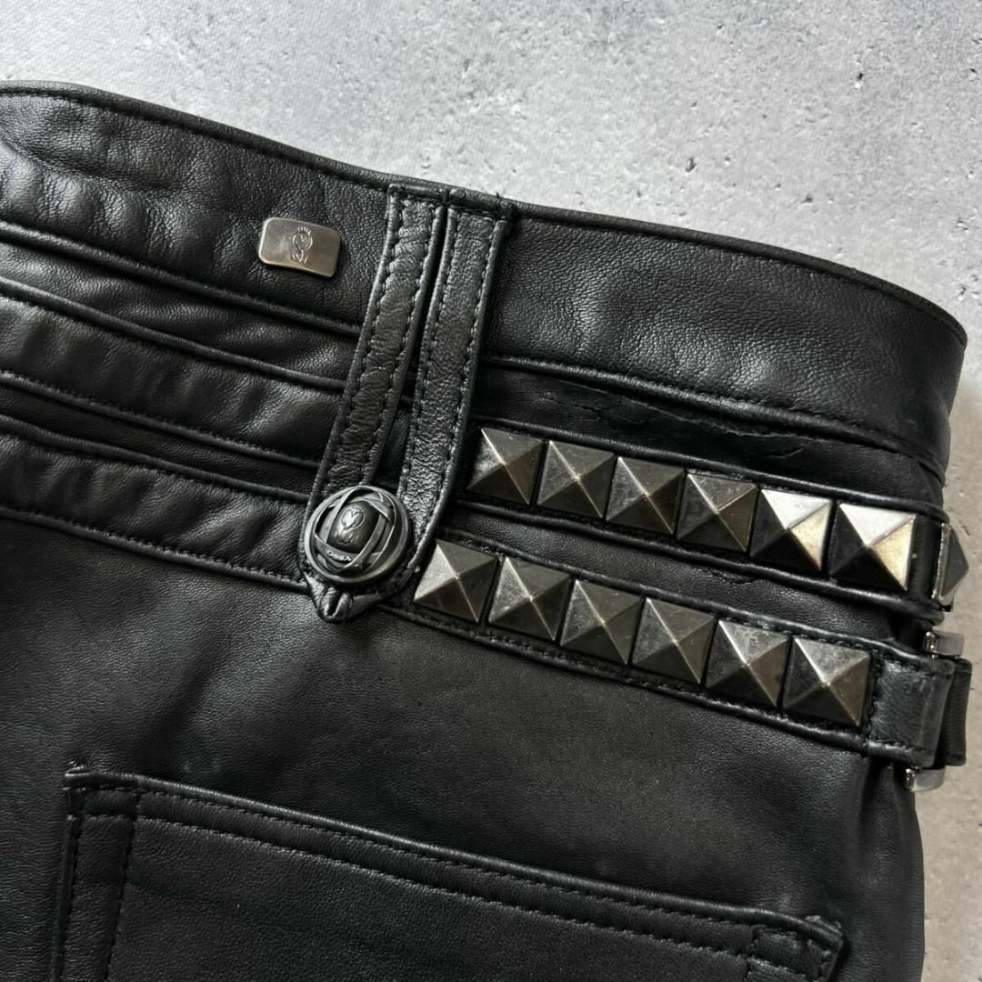 OSSA MONDO - 入手困難 OSSA MONDO オッサモンド スタッズ 羊革 OSSA MONDO - 入手困難 OSSA MONDO オッサモンド スタッズ 羊革