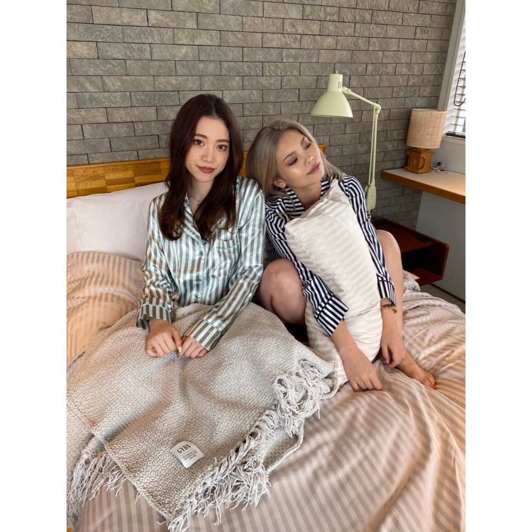 ZARA HOME - 【希少☆非売品☆高級】GYDA ストライプ柄ベッド ZARA HOME - 【希少☆非売品☆高級】GYDA ストライプ柄ベッド