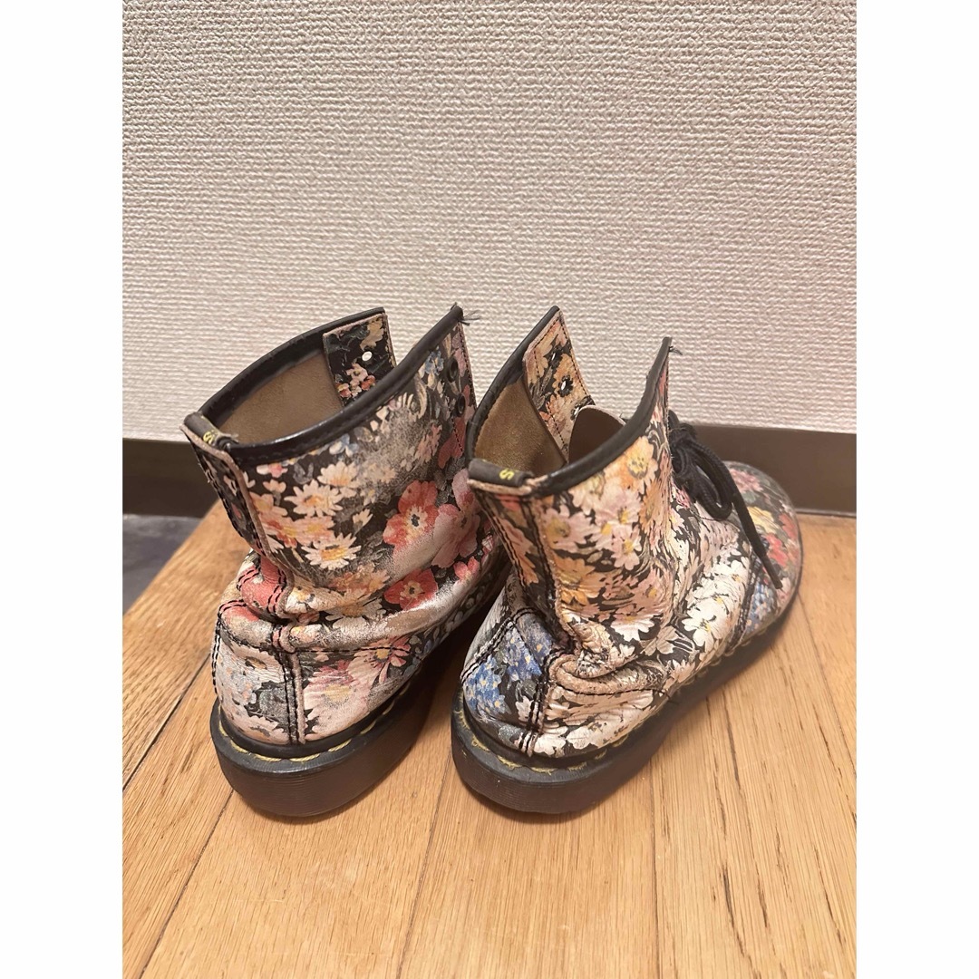 Dr.Martens - Dr.Martens 花柄の通販 by わりみね's shop Dr.Martens - Dr.Martens 花柄の通販 by わりみね's shop