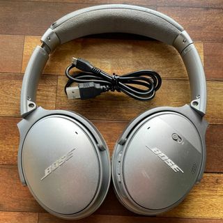 BOSE(ヘッドフォン/イヤフォン ・ シルバー/銀色系)のフリマ BOSE(ヘッドフォン/イヤフォン ・ シルバー/銀色系)のフリマ