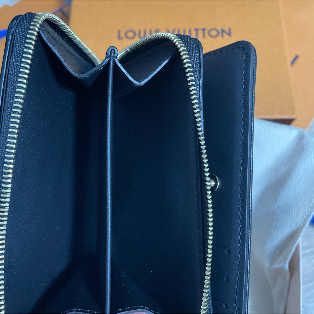 LOUIS VUITTON - 新品未使用 ルイヴィトン ポルトフォイユ ルー LOUIS VUITTON - 新品未使用 ルイヴィトン ポルトフォイユ ルー