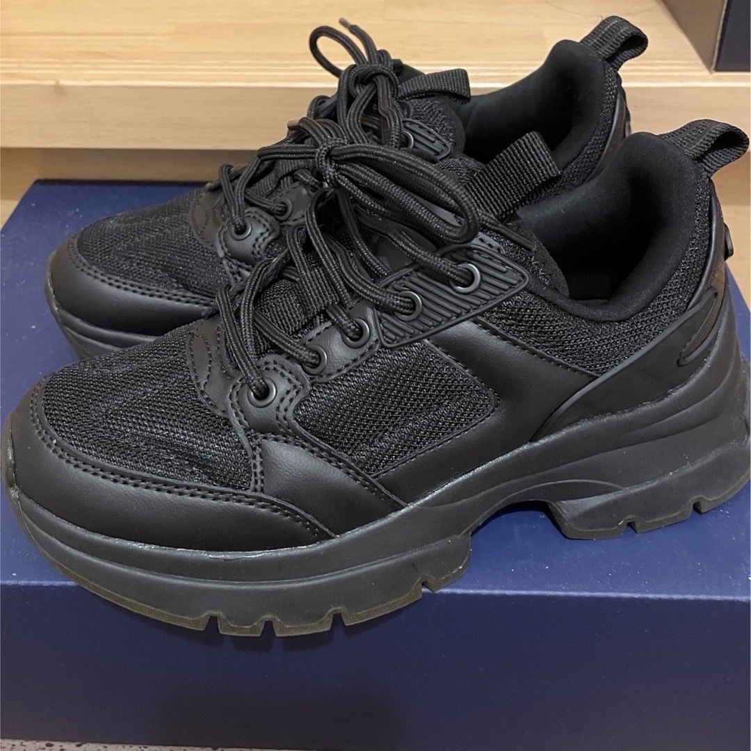ZARA - ZARA チャンキーソールスニーカーの通販 by さーもん's ZARA - ZARA チャンキーソールスニーカーの通販 by さーもん's