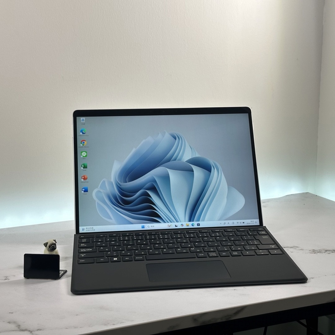 新同品 Surface Pro8 LTE i5/8/SSD256 Office 新同品 Surface Pro8 LTE i5/8/SSD256 Office