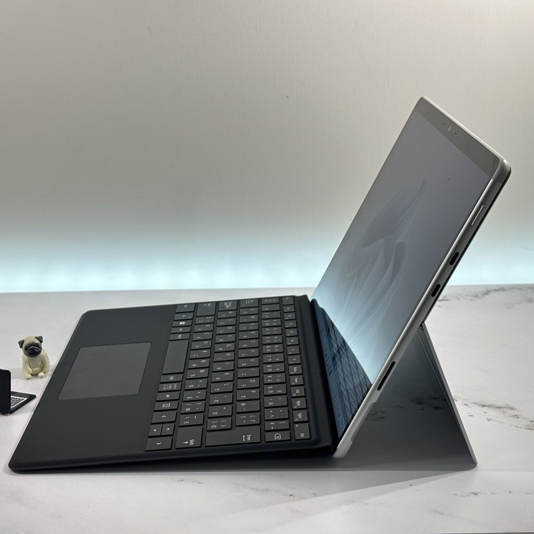 新同品 Surface Pro8 LTE i5/8/SSD256 Office 新同品 Surface Pro8 LTE i5/8/SSD256 Office