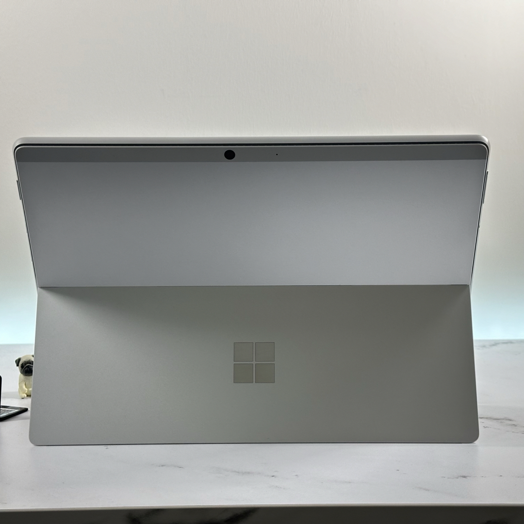 新同品 Surface Pro8 LTE i5/8/SSD256 Office 新同品 Surface Pro8 LTE i5/8/SSD256 Office