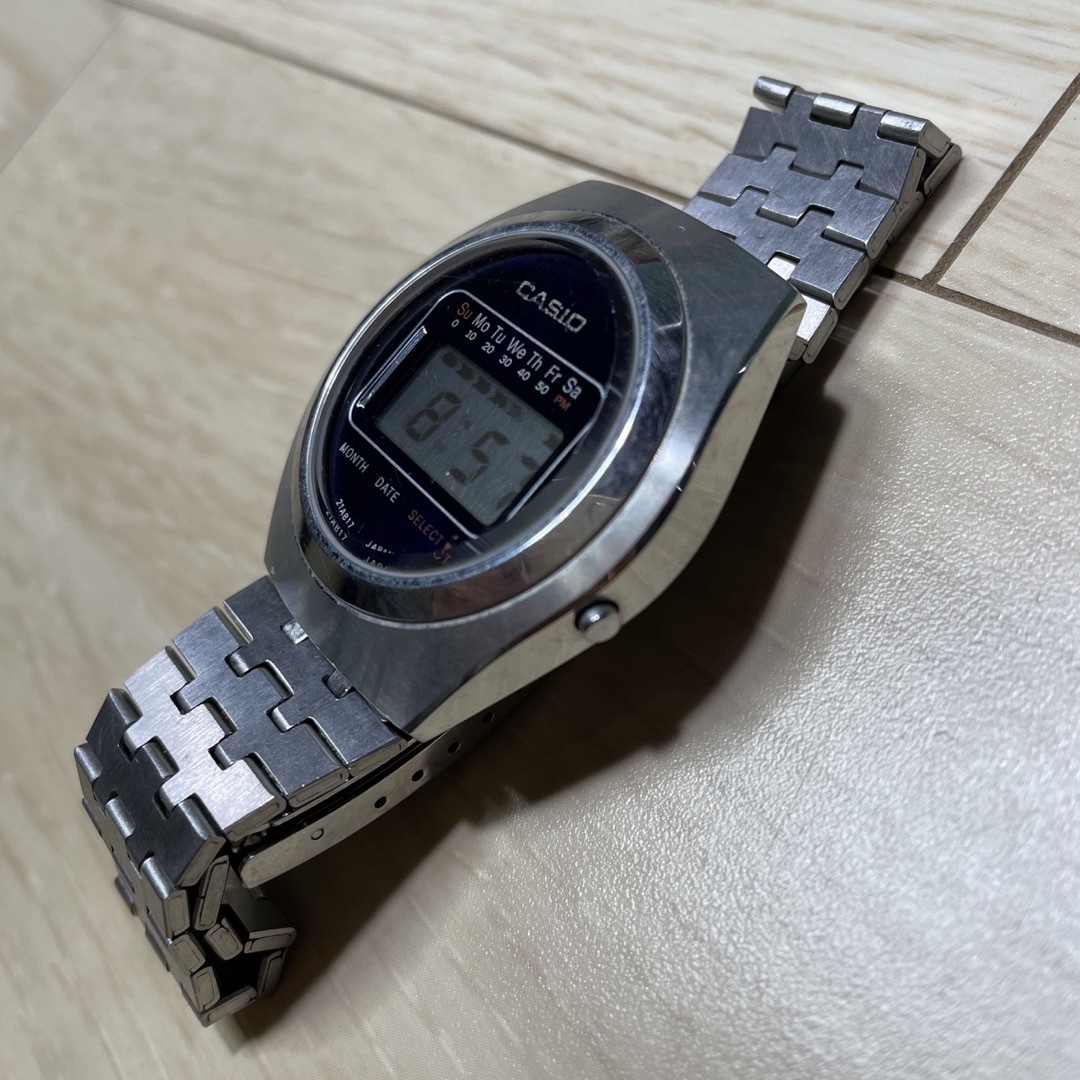 CASIO - CASIOTRON カシオトロン デジタル腕時計 シルバー CASIO - CASIOTRON カシオトロン デジタル腕時計 シルバー