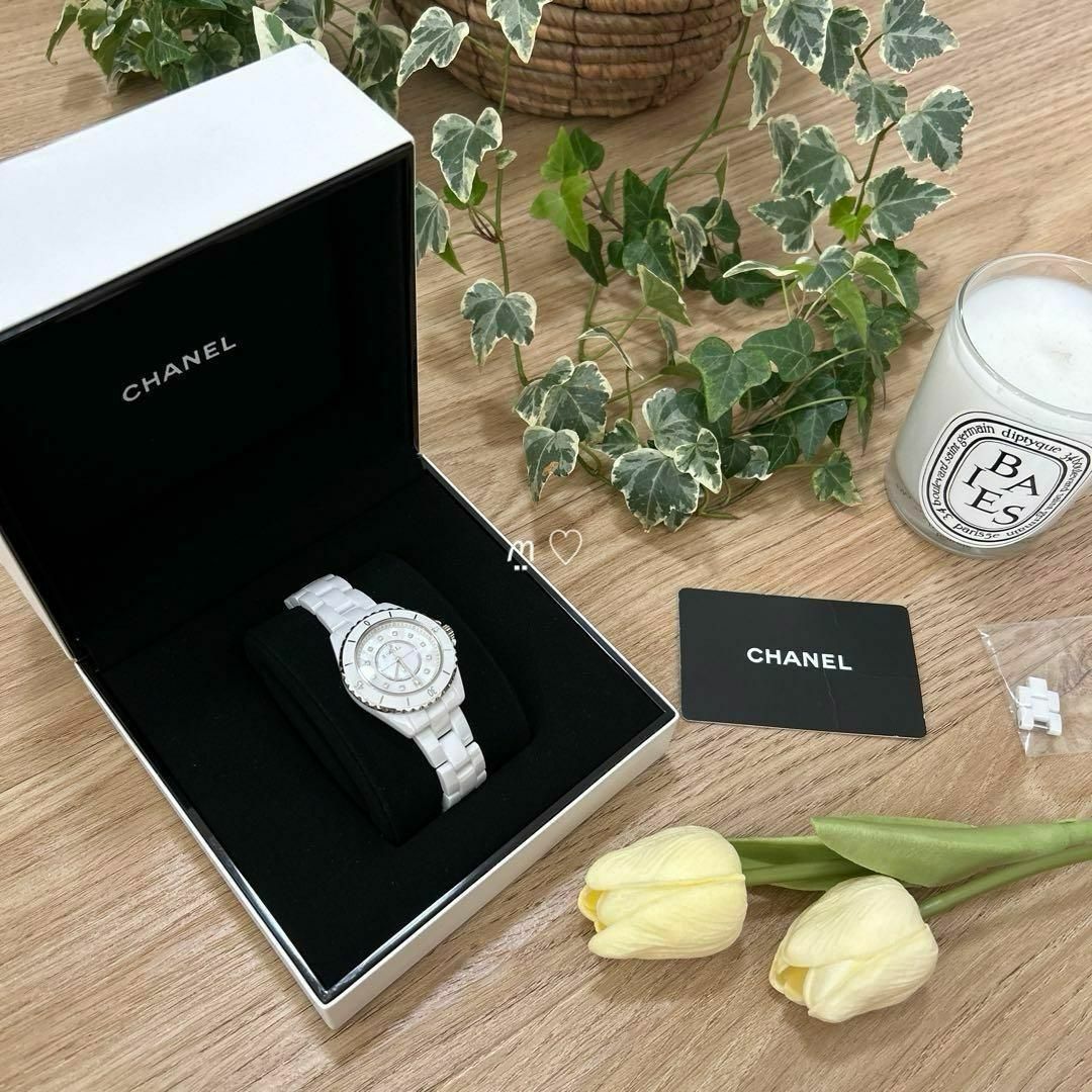CHANEL - CHANELシャネルJ12 33mm腕時計 H5704 ダイヤ CHANEL - CHANELシャネルJ12 33mm腕時計 H5704 ダイヤ