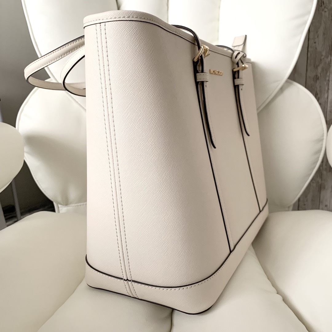 MICHAEL KORS - 新品未使用 マイケルコース 大きめトートバッグ MICHAEL KORS - 新品未使用 マイケルコース 大きめトートバッグ