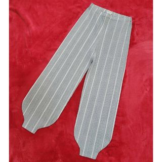 PLEATS PLEASE ISSEY MIYAKE(パンツ ・ ホワイト/白色系)の PLEATS PLEASE ISSEY MIYAKE(パンツ ・ ホワイト/白色系)の