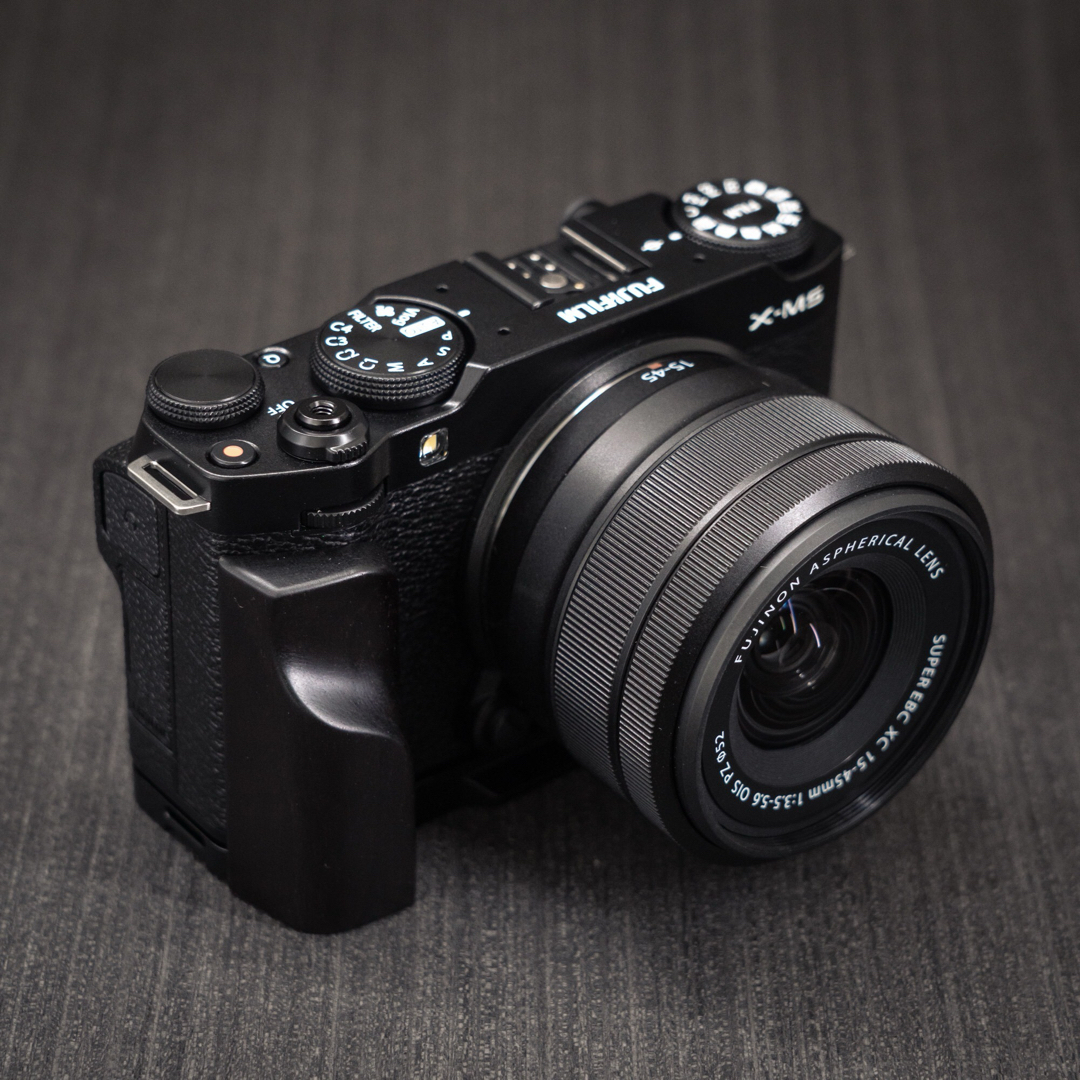 富士フイルム FUJIFILM xm5 X-M5用 ハンドグリップの通販 by 富士フイルム FUJIFILM xm5 X-M5用 ハンドグリップの通販 by
