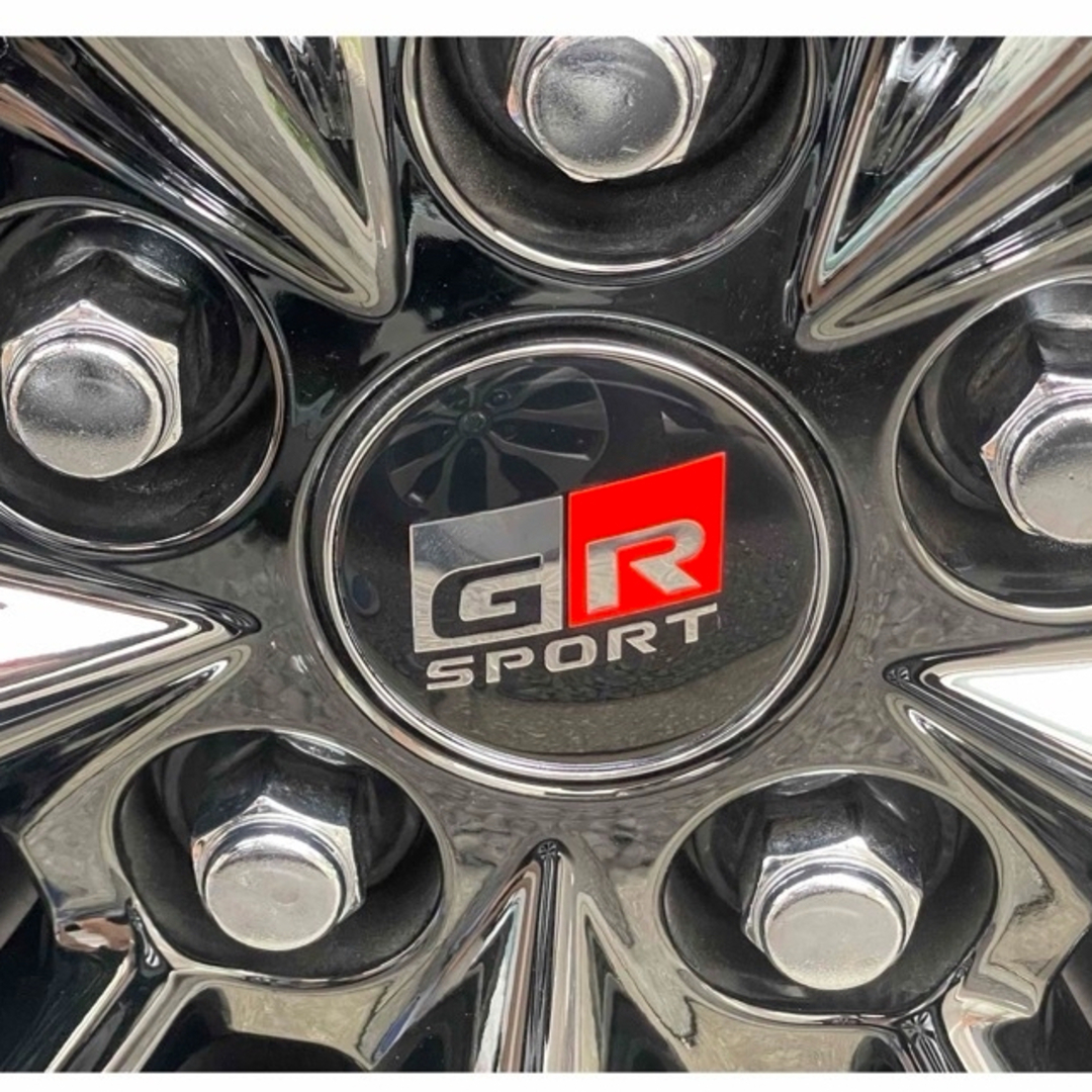新品】GR Gazoo Racing ホイールセンターキャップ4個セットの 新品】GR Gazoo Racing ホイールセンターキャップ4個セットの