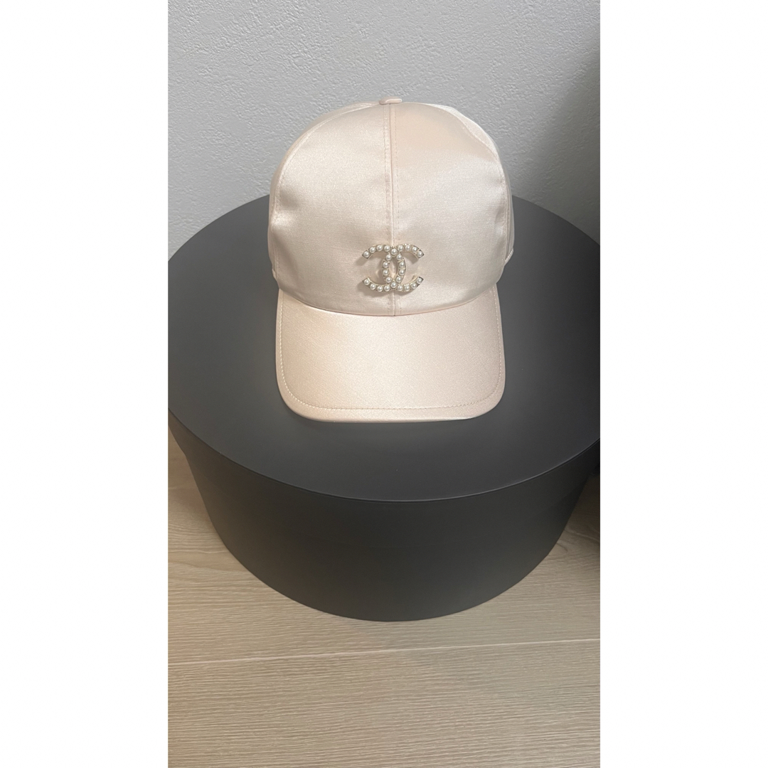 CHANEL - CHANEL(シャネル) キャップ ピンクベージュ パール CHANEL - CHANEL(シャネル) キャップ ピンクベージュ パール