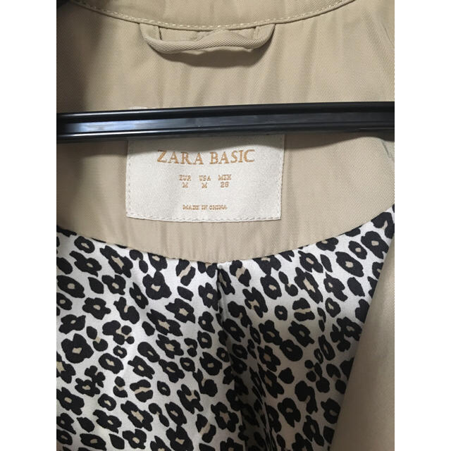 ZARA(ザラ)のベーシックトレンチコート レディースのジャケット/アウター(トレンチコート)の商品写真