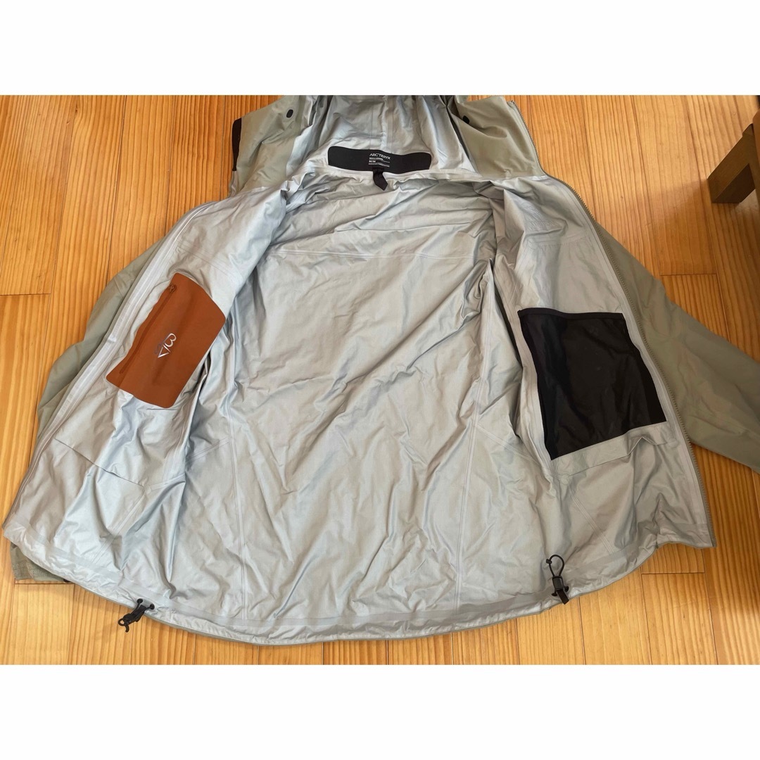 ARC'TERYX - ARC'TERYX BETA SV DISTORTION Mサイズ 国内正規品 ARC'TERYX - ARC'TERYX BETA SV DISTORTION Mサイズ 国内正規品