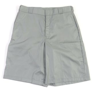 PRADA(ショートパンツ)のフリマアイテム一覧 PRADA(ショートパンツ)のフリマアイテム一覧