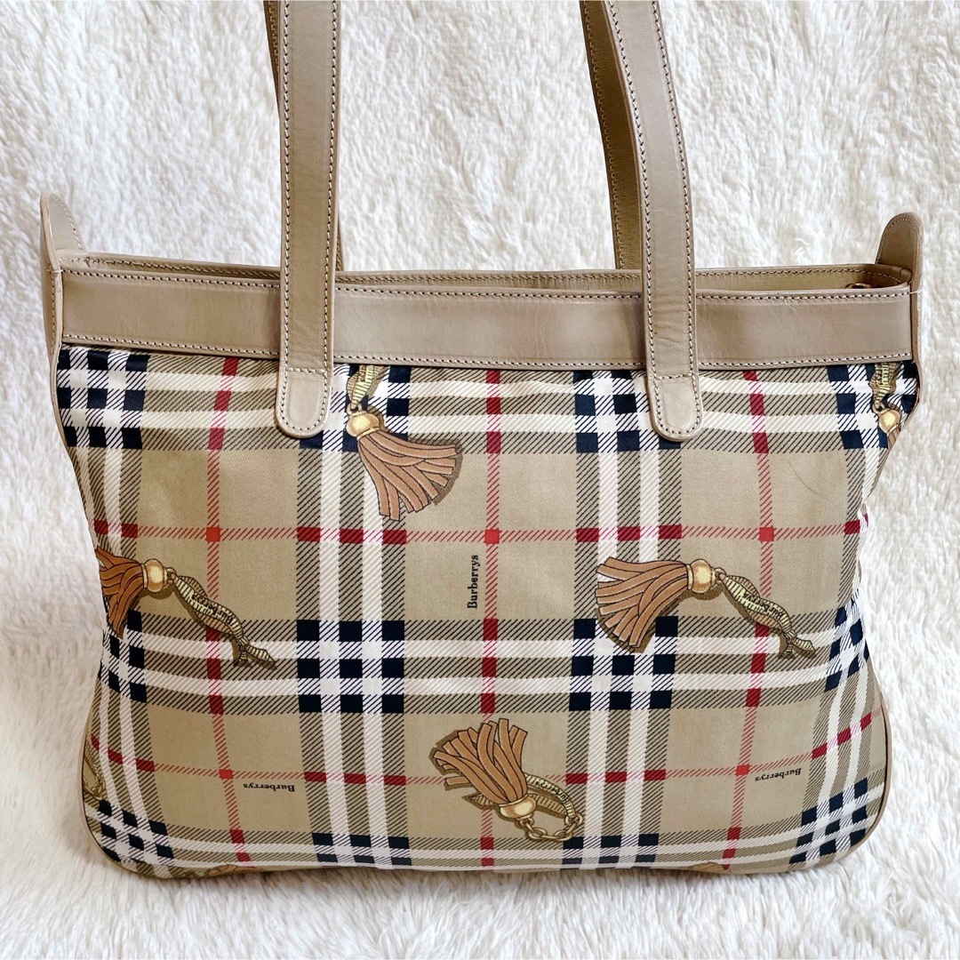 BURBERRY - 激レア 美品 BURBERRY タッセル柄 ノバチェック 肩 BURBERRY - 激レア 美品 BURBERRY タッセル柄 ノバチェック 肩