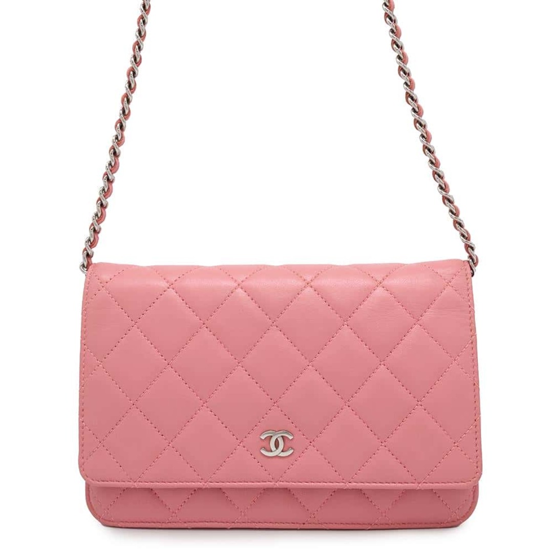 CHANEL - シャネル チェーンウォレット クラシック マトラッセ ココマーク ラムスキン AP0250 CHANEL 財布