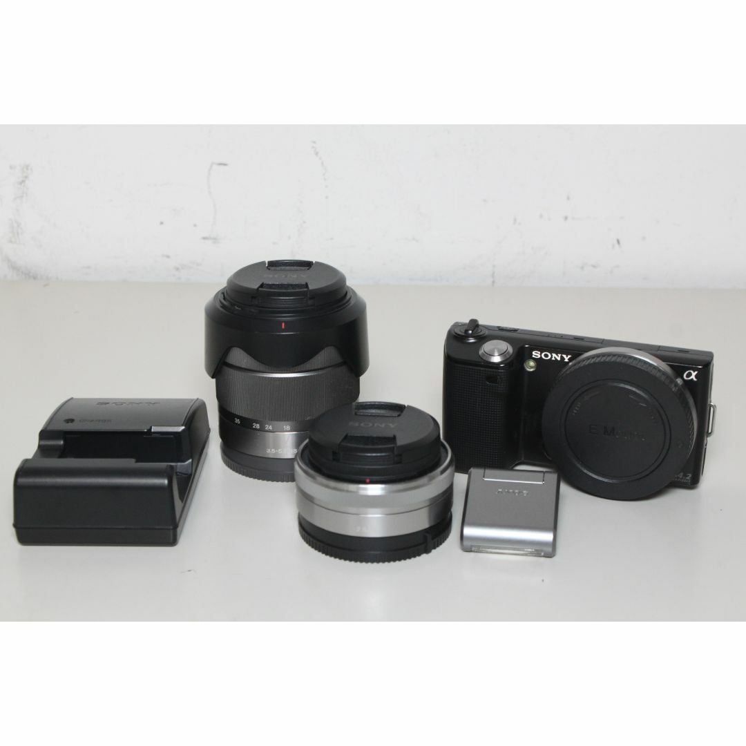 SONY べし α NEX-5R レンズ3本付 ブラック SONY べし α NEX-5R レンズ3本付 ブラック