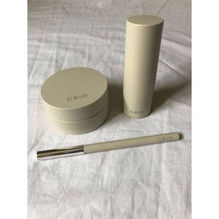 ほぼ新品 GRID3点 下地 フェイスパウダー アイライナー ハイライター(フェイスパウダー)