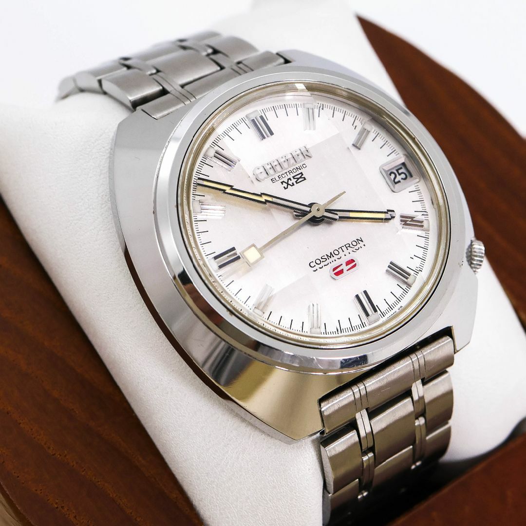 ジャンク品 CITIZEN Cosmotron X8 電磁テンプ式 腕時計 z ジャンク品 CITIZEN Cosmotron X8 電磁テンプ式 腕時計 z