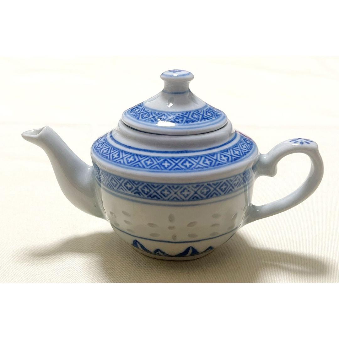 中国景徳鎮 ホタル蛍焼 透かし 染付ミニ急須&湯呑5客 茶器 中国景徳鎮 ホタル蛍焼 透かし 染付ミニ急須&湯呑5客 茶器