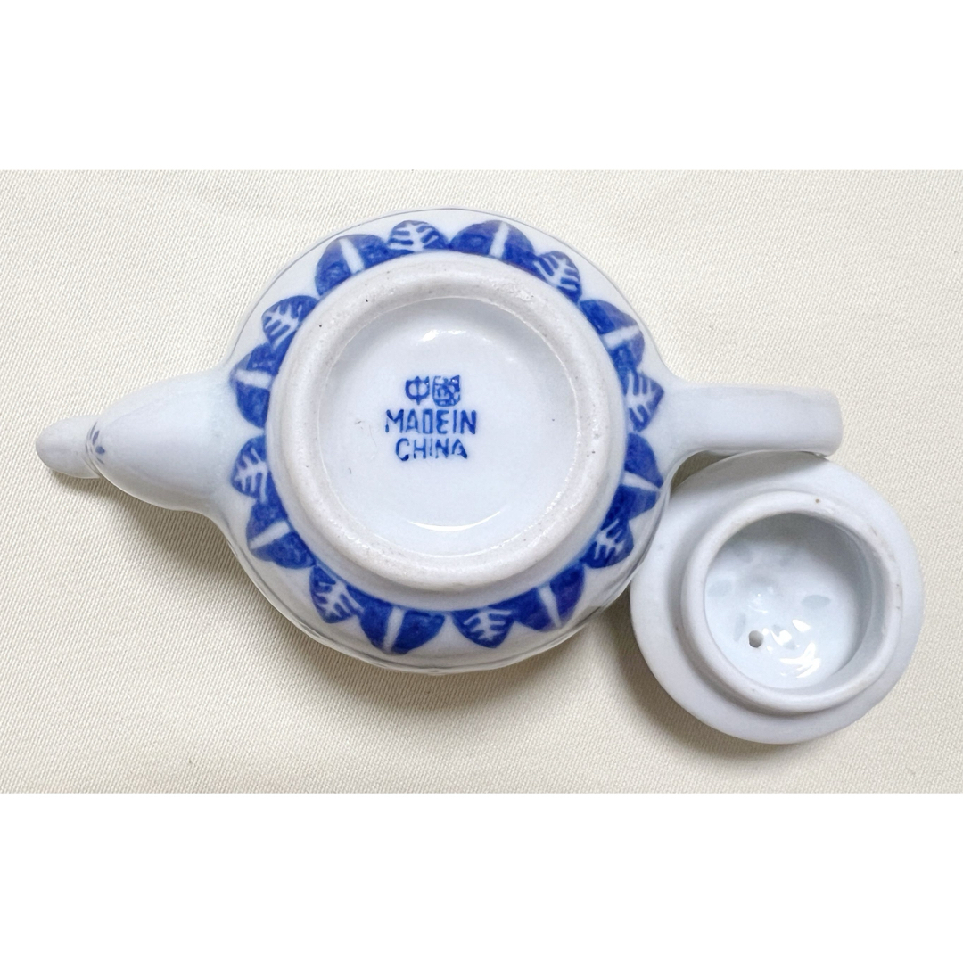 中国景徳鎮 ホタル蛍焼 透かし 染付ミニ急須&湯呑5客 茶器 中国景徳鎮 ホタル蛍焼 透かし 染付ミニ急須&湯呑5客 茶器