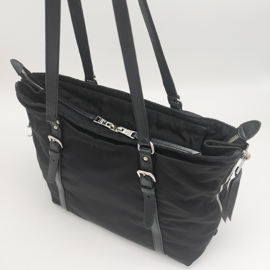 美品✨プラダ トートバッグ ブラック 黒 美品✨プラダ トートバッグ ブラック 黒