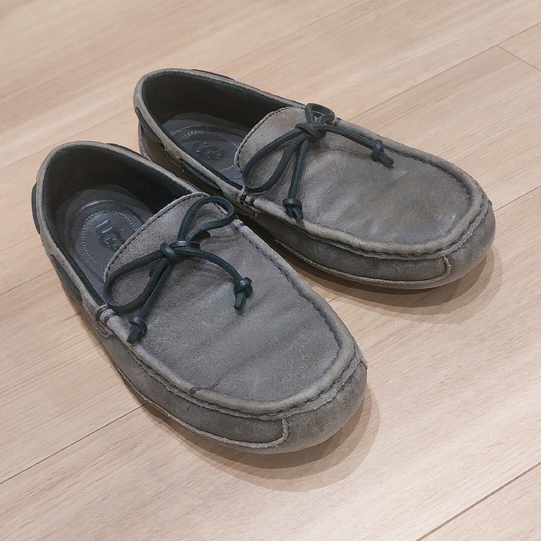 UGG - 《限定価格》UGG ローファー モカシン 新品未使用モカシン UGG - 《限定価格》UGG ローファー モカシン 新品未使用モカシン