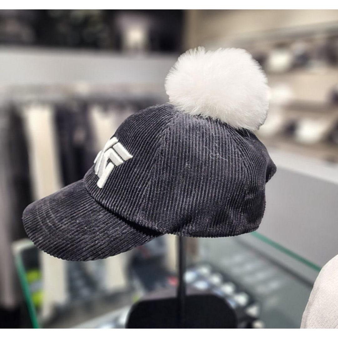☆PXG GOLF☆KOREA レディースボンボンキャップ ウエア ☆PXG GOLF☆KOREA レディースボンボンキャップ ウエア