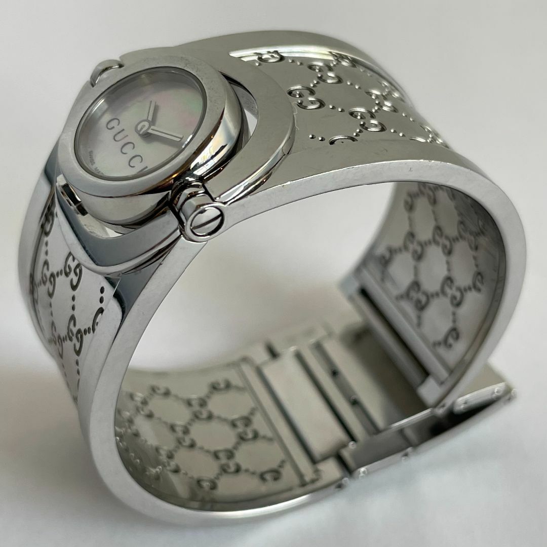 GUCCI - 極美品 GUCCI グッチ トワール バングル ウォッチ GG柄 GUCCI - 極美品 GUCCI グッチ トワール バングル ウォッチ GG柄