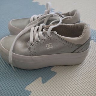 DC SHOE(スニーカー)のフリマアイテム一覧 DC SHOE(スニーカー)のフリマアイテム一覧
