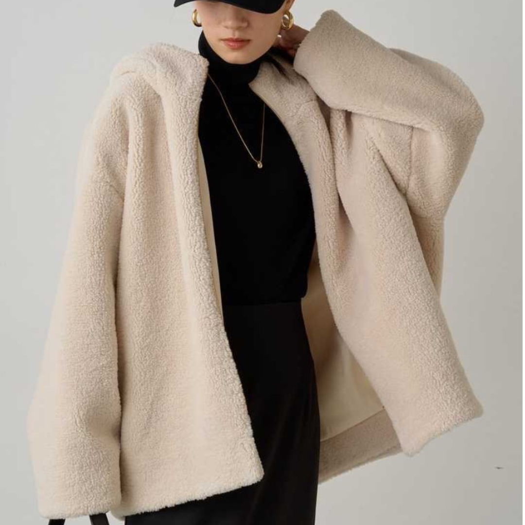 LOUNGEDRESSフーディボアブルゾンの通販 by Elena 's shop|ラクマ LOUNGEDRESSフーディボアブルゾンの通販 by Elena 's shop|ラクマ