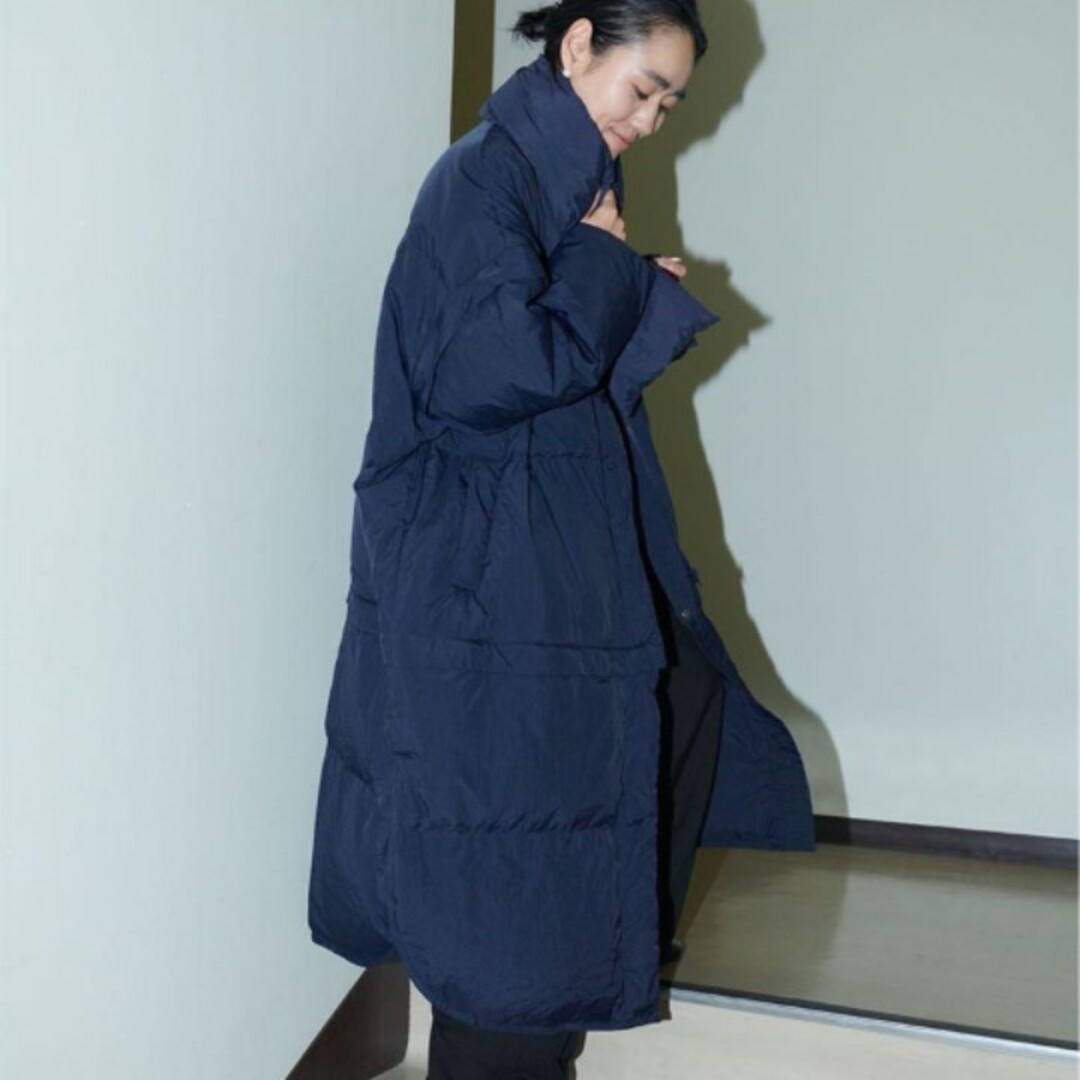 新品 emmi atelier】金子綾 ecoマルチウェイダウン ネイビー 新品 emmi atelier】金子綾 ecoマルチウェイダウン ネイビー